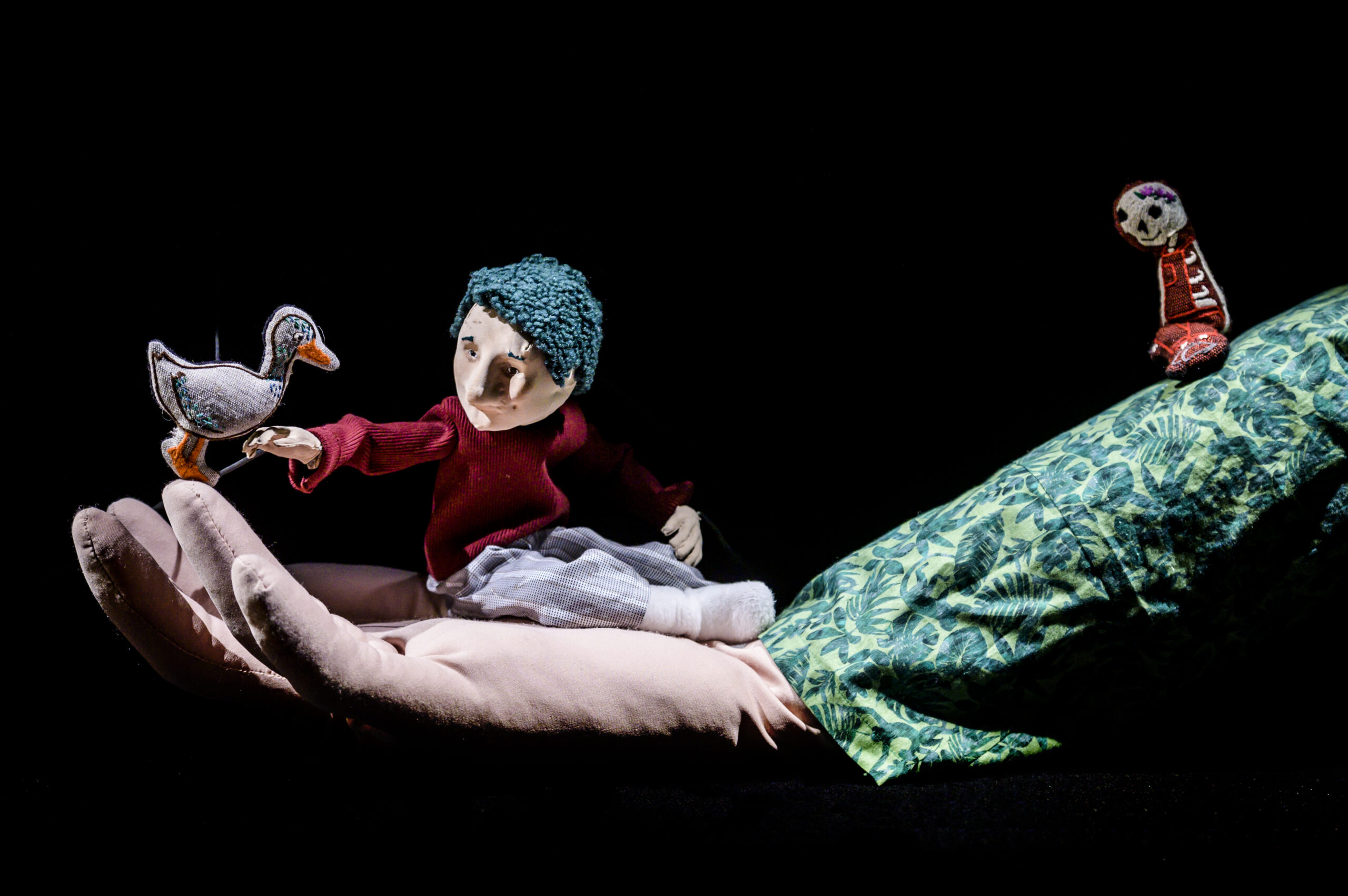 Le canard , la mort et la tulipe3